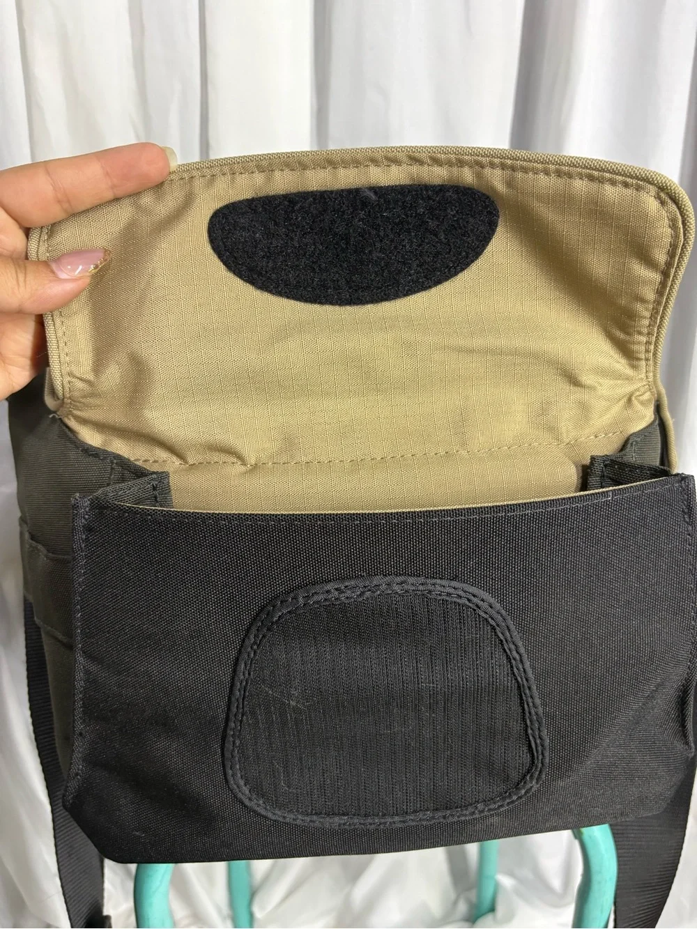Crumpler 6 Million Dollar Home Camera Shoulder Messenger Bag Black/Militar/Tan